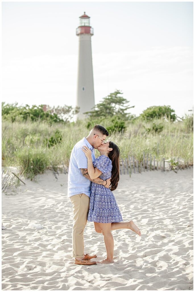 kissing couple at cape may state park
